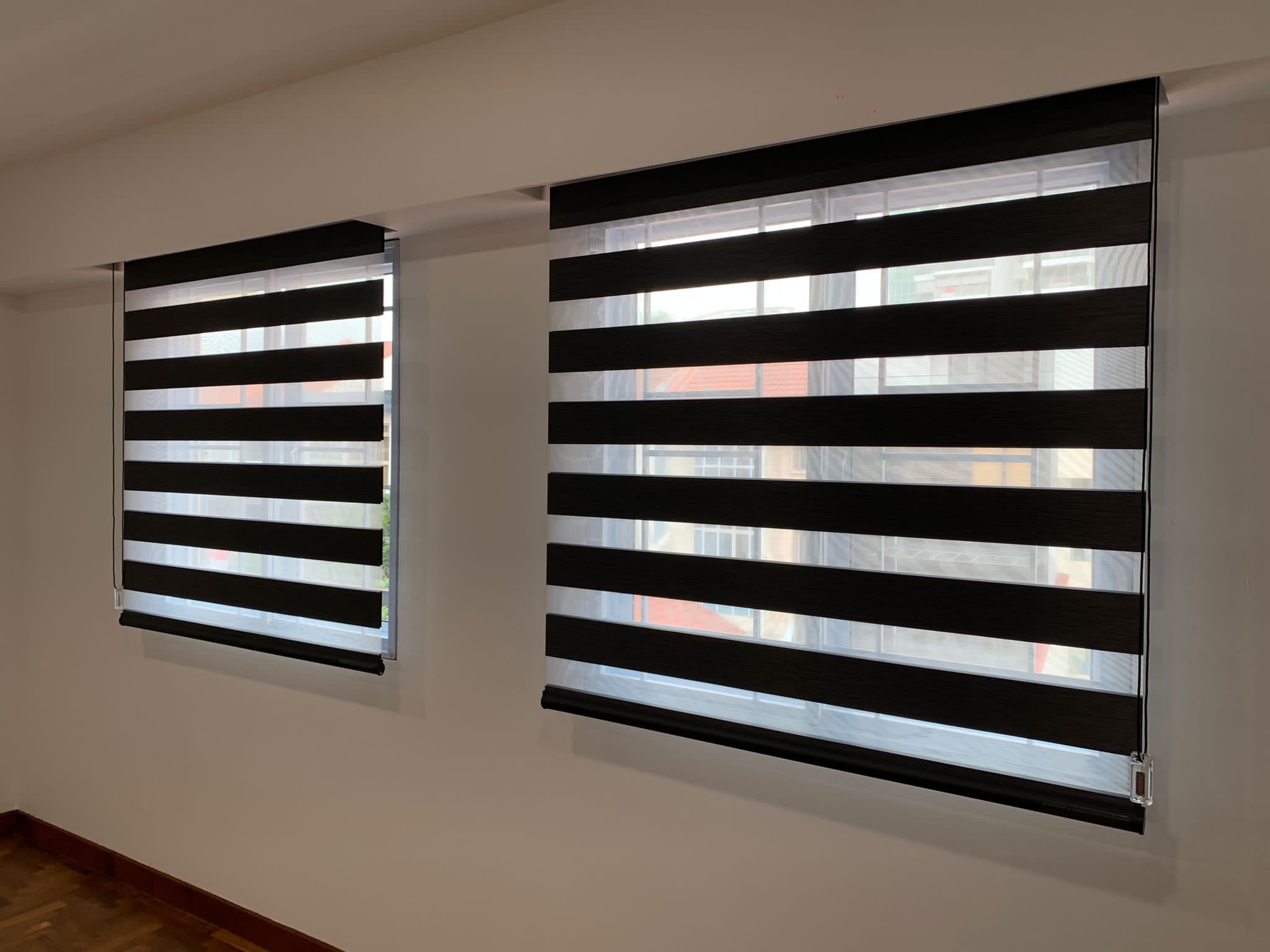 DTshades blinds detail in a bright interior